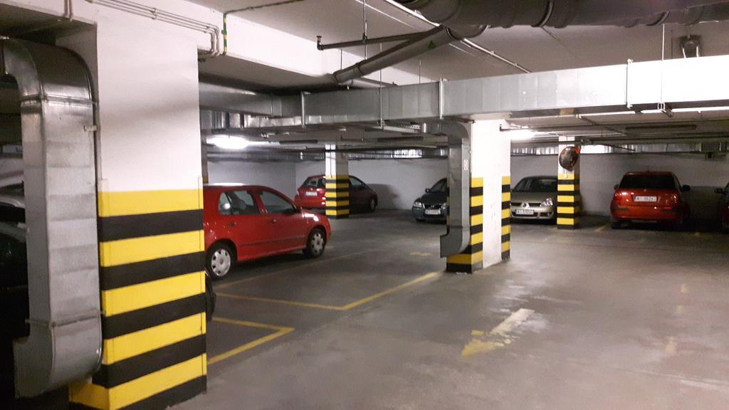 DGM Apartment Warsawa Bagian luar foto