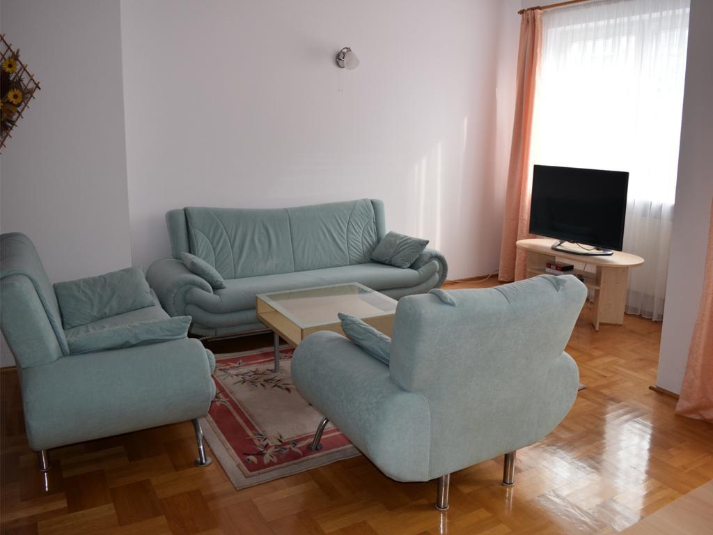 DGM Apartment Warsawa Bagian luar foto